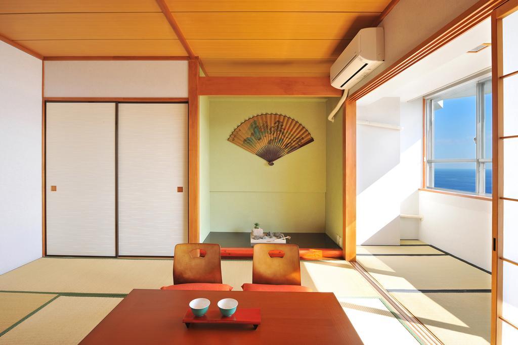 Onsen Hostel Hinoemi Atami  Bilik gambar