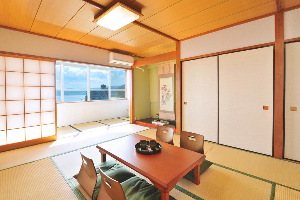Onsen Hostel Hinoemi Atami  Luaran gambar